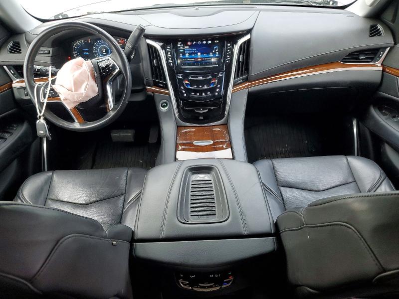 51581606 :رقم المزاد ، 1GYS4CKJ5LR182311 vin ، 2020 Cadillac Escalade مزاد بيع