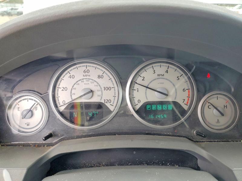 51755956 :رقم المزاد ، 2A4RR5D1XAR243068 vin ، 2010 Chrysler Town & Country مزاد بيع