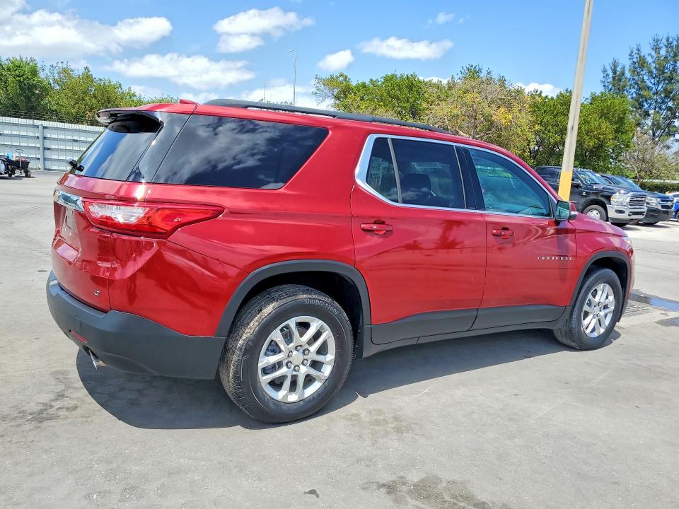 50926956 :رقم المزاد ، 1GNERGKW0MJ189634 vin ، 2021 Chevrolet Traverse مزاد بيع