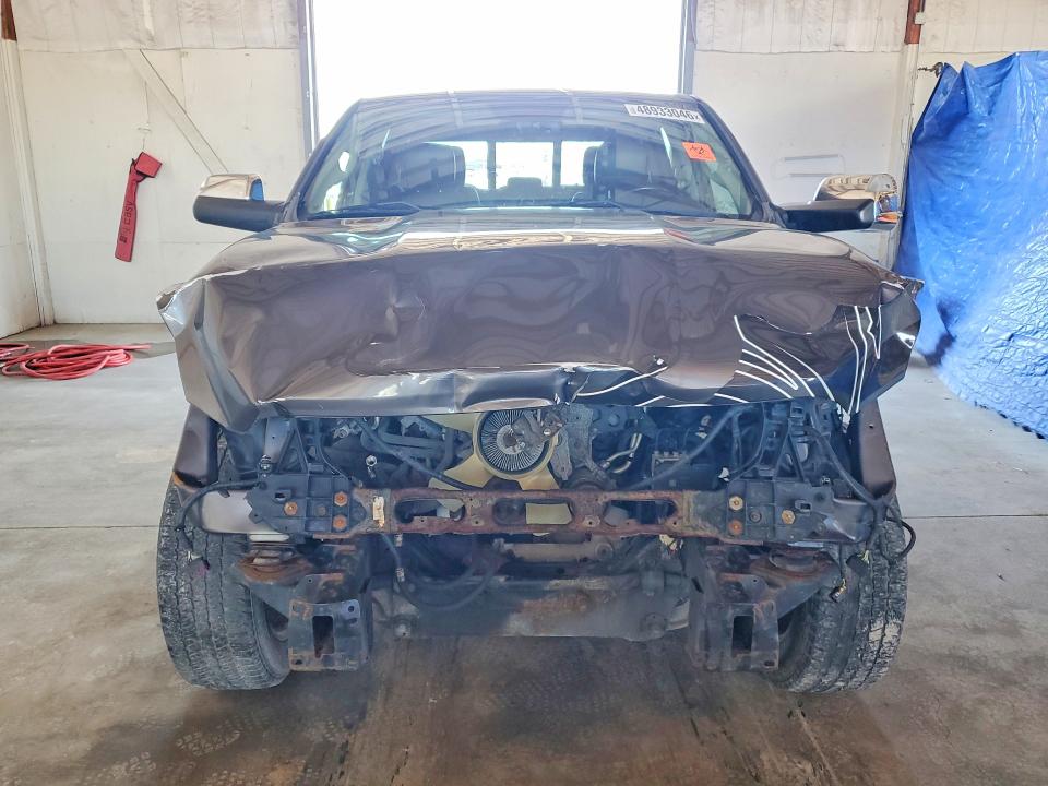 48933046 :رقم المزاد ، 1C6RR7NTXHS660613 vin ، 2017 Ram 1500 مزاد بيع