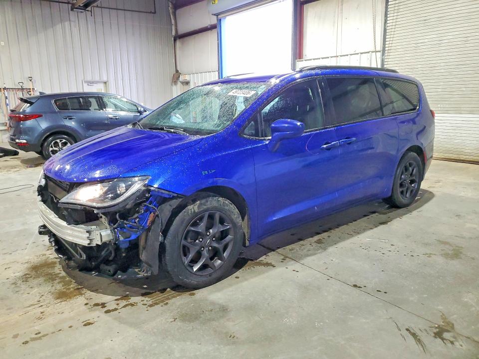 Aukcja sprzedaży 2018 Chrysler Pacifica, vin: 2C4RC1FG4JR306585, numer aukcji: 49723406