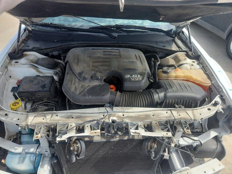 51534106 :رقم المزاد ، 2C3CCABG4GH294954 vin ، 2016 Chrysler 300 مزاد بيع