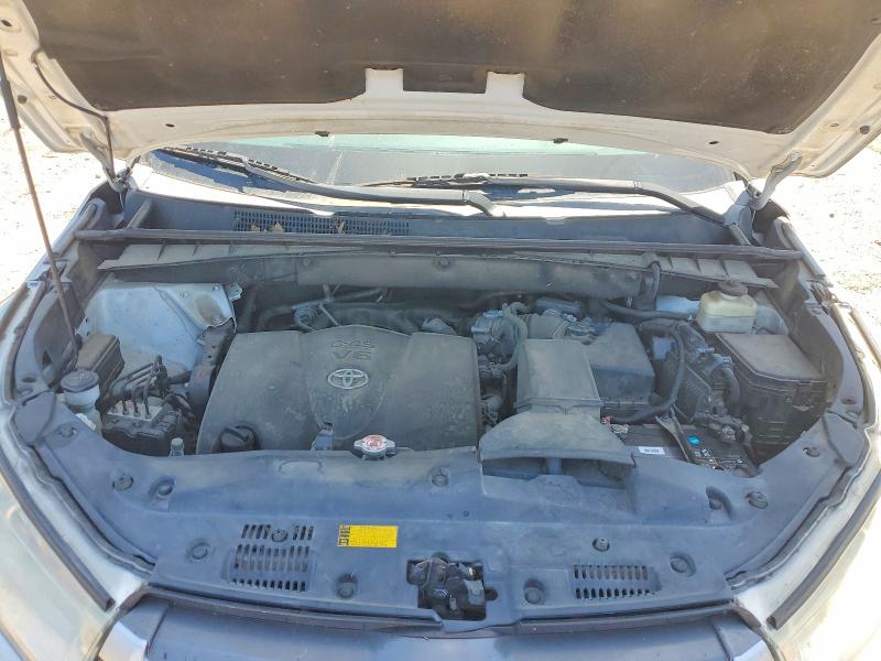 2018 Toyota Highlander მანქანა იყიდება აუქციონზე, vin: 5TDJZRFH4JS528974, აუქციონის ნომერი: 49204216