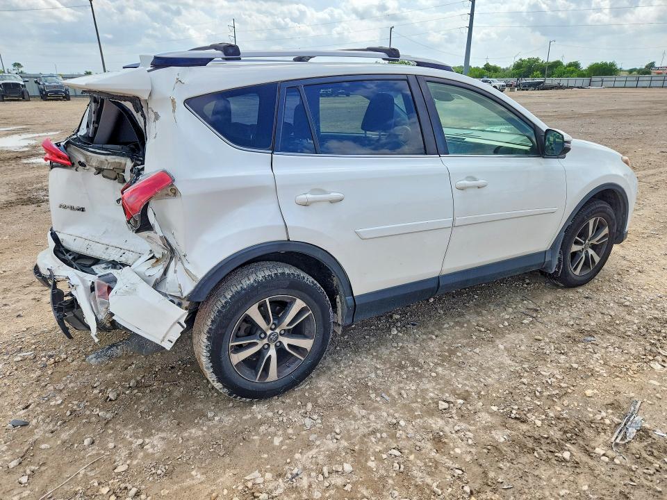 49643736 :رقم المزاد ، JTMWFREV9JJ726954 vin ، 2018 Toyota Rav4 مزاد بيع