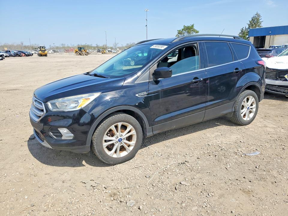 49858396 :رقم المزاد ، 1FMCU0GD5JUB09523 vin ، 2018 Ford Escape مزاد بيع
