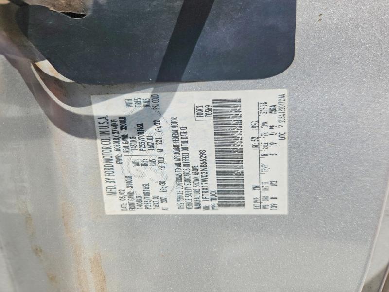 50690906 :رقم المزاد ، 1FTRX17W02NB66298 vin ، 2002 Ford F150 مزاد بيع