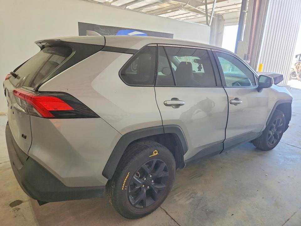 Продаж на аукціоні авто 2022 Toyota Rav4, vin: 2T3H1RFV4NW189200, номер лоту: 50400526