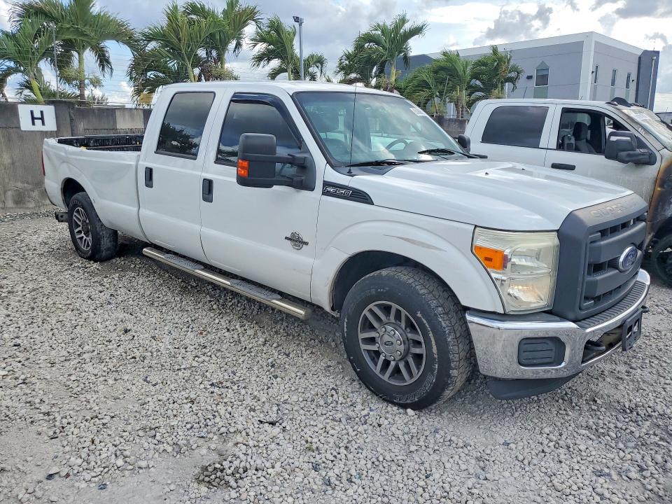 51458876 :رقم المزاد ، 1FT7W3AT8FEB95218 vin ، 2015 Ford F350 مزاد بيع