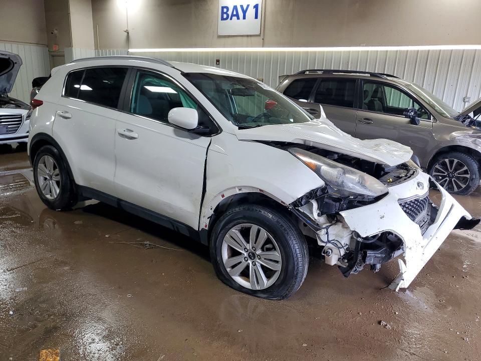50617616 :رقم المزاد ، KNDPM3AC8H7233270 vin ، 2017 Kia Sportage مزاد بيع