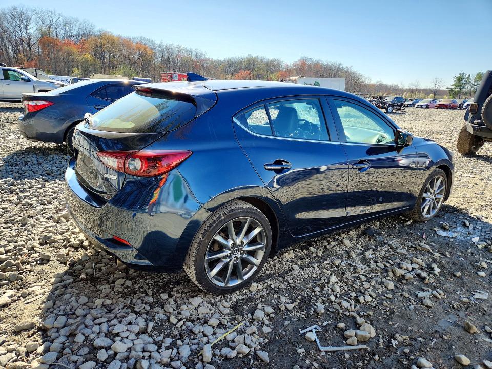 48971476 :رقم المزاد ، 3MZBN1M38JM270108 vin ، 2018 Mazda 3 مزاد بيع