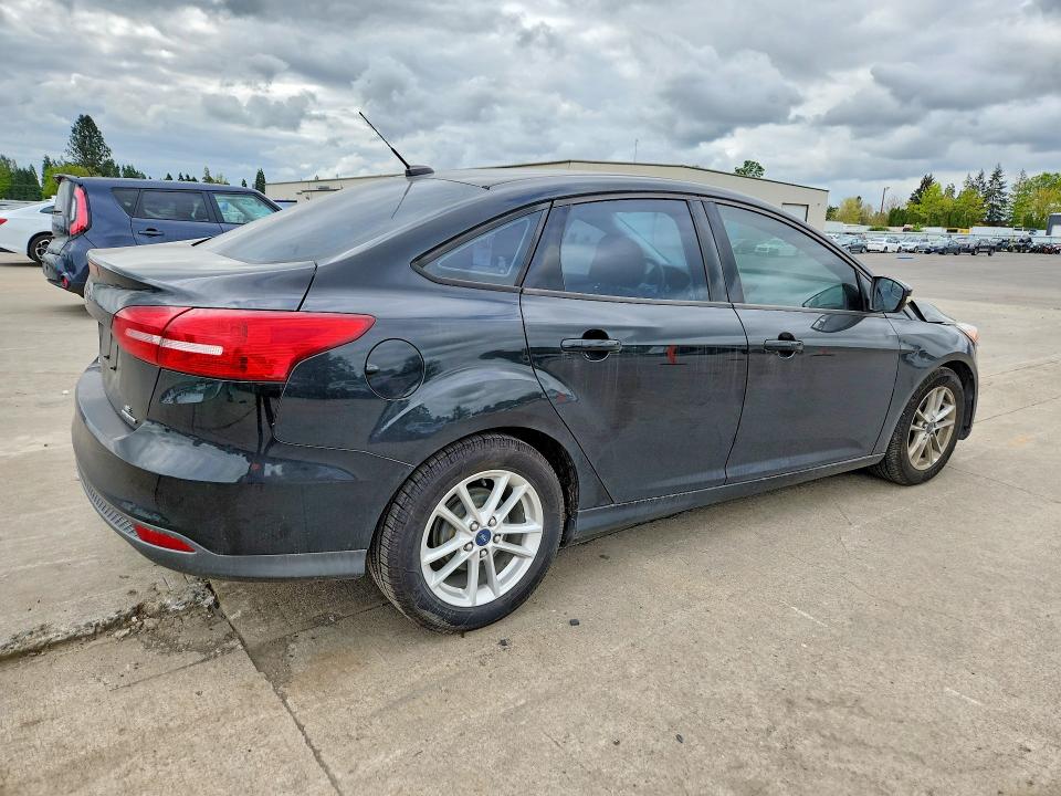 51366996 :رقم المزاد ، 1FADP3F29FL379813 vin ، 2015 Ford Focus مزاد بيع
