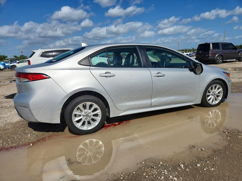 50630696 :رقم المزاد ، 5YFHPRAE4LP045062 vin ، 2020 Toyota Corolla مزاد بيع