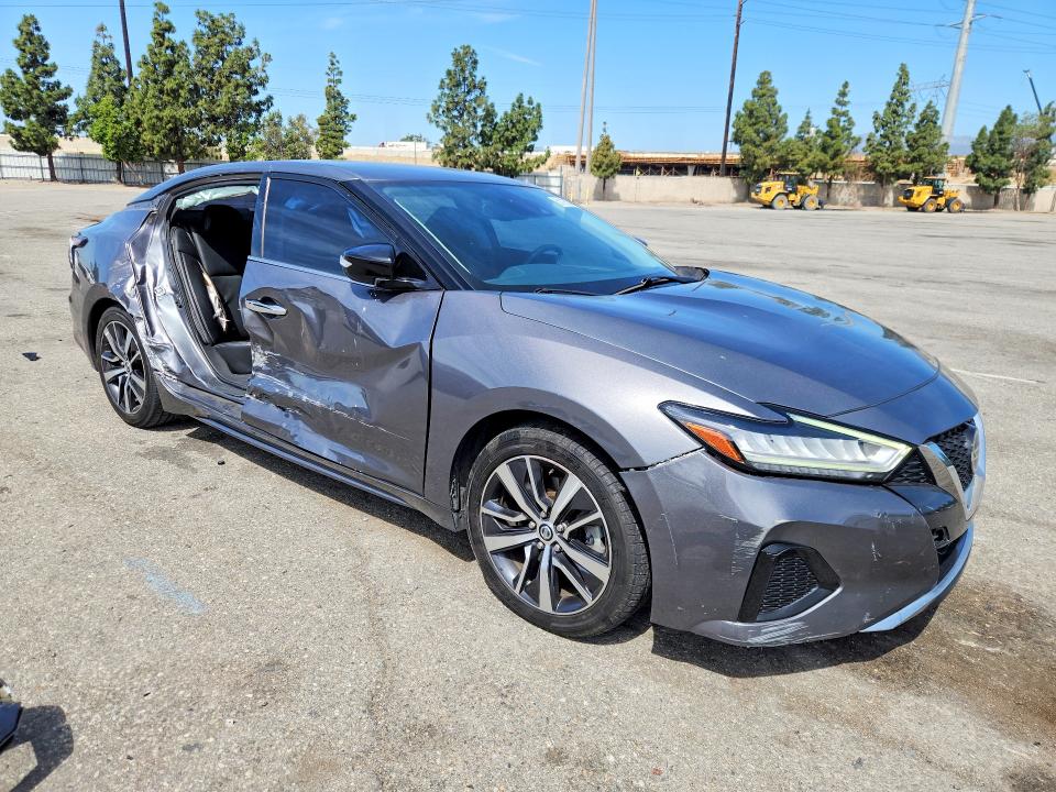 51163716 :رقم المزاد ، 1N4AA6CV3LC363722 vin ، 2020 Nissan Maxima مزاد بيع