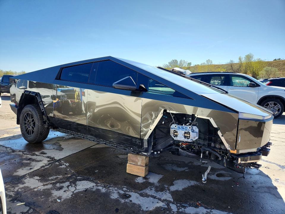 Продажа на аукционе авто 2025 Tesla Cybertruck, vin: 7G2CEHED2SA070803, номер лота: 50626876