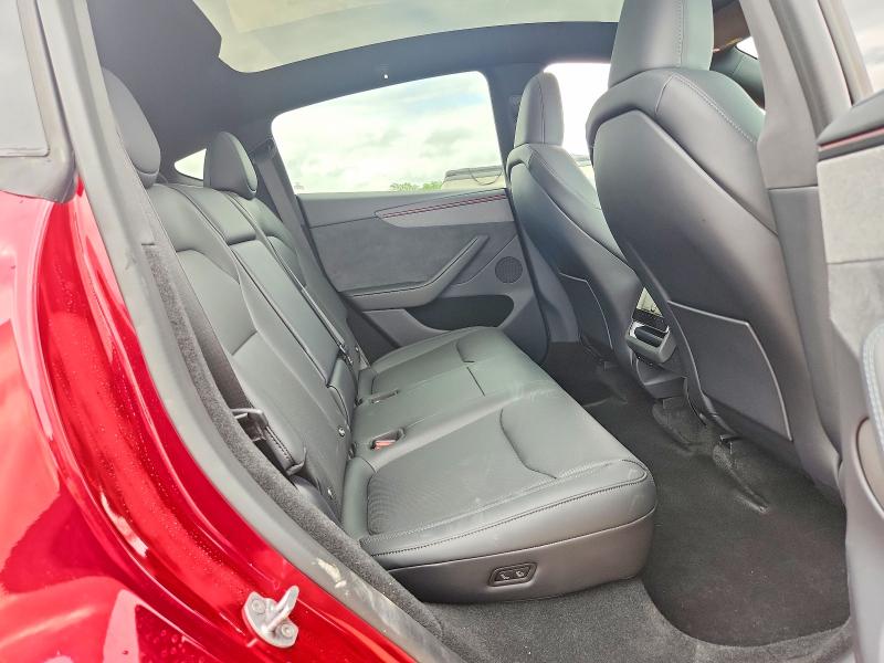 Продажа на аукционе авто 2026 Tesla Model Y, vin: 7SAYGDEEXTA633721, номер лота: 50767386
