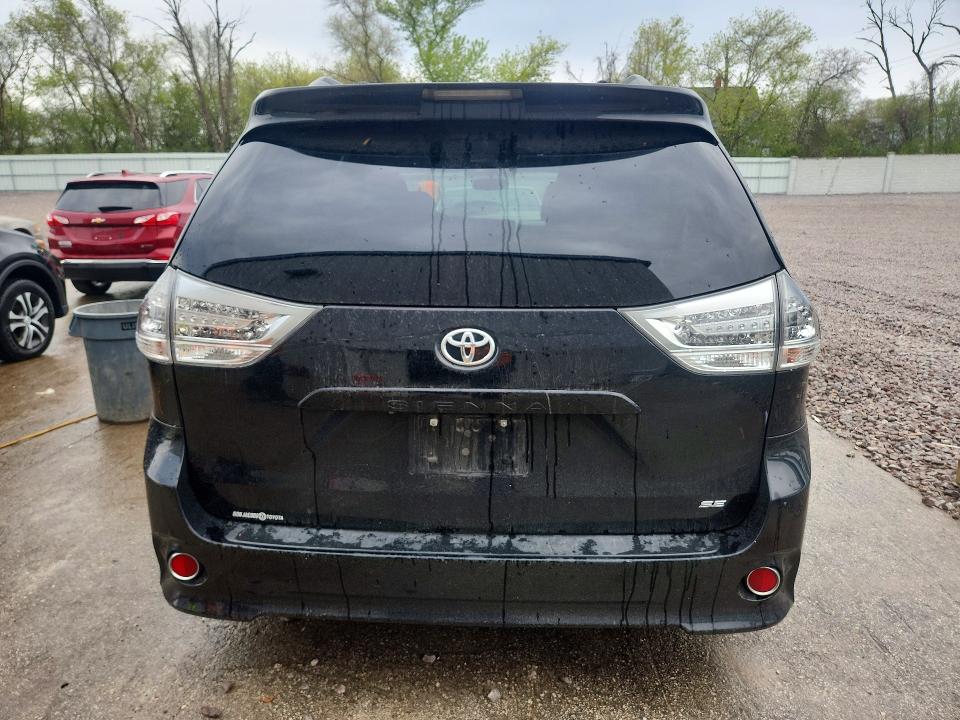 Продаж на аукціоні авто 2015 Toyota Sienna, vin: 5TDXK3DCXFS530190, номер лоту: 51960756