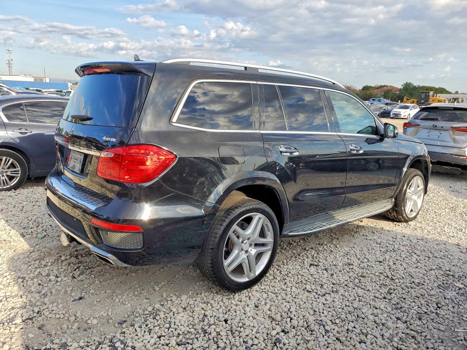 Продажа на аукционе авто 2015 Mercedes-benz Gl, vin: 4JGDF7DE5FA442804, номер лота: 50624686