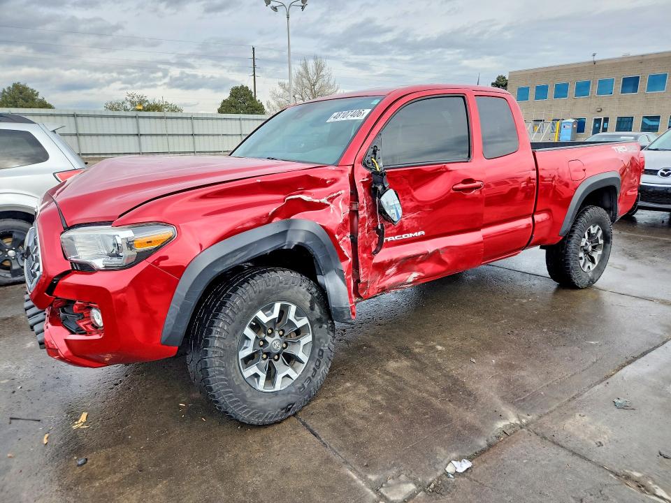 Продажа на аукционе авто 2018 Toyota Tacoma, vin: 5TFSZ5AN2JX165076, номер лота: 48107406