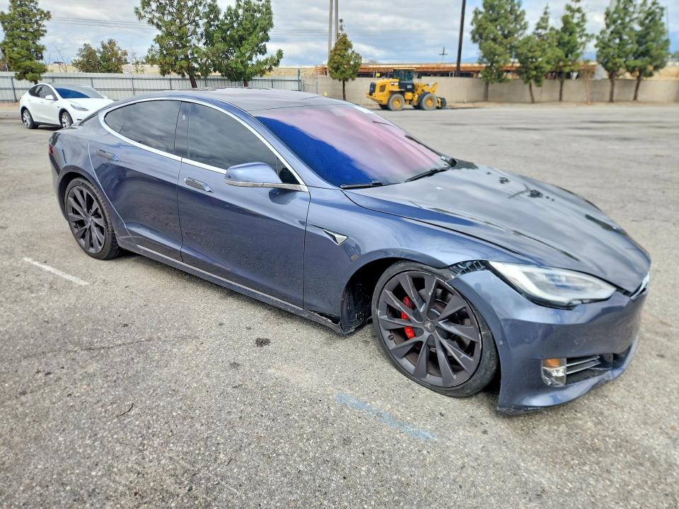 Продажа на аукционе авто 2020 Tesla Model S, vin: 5YJSA1E41LF396694, номер лота: 51022296