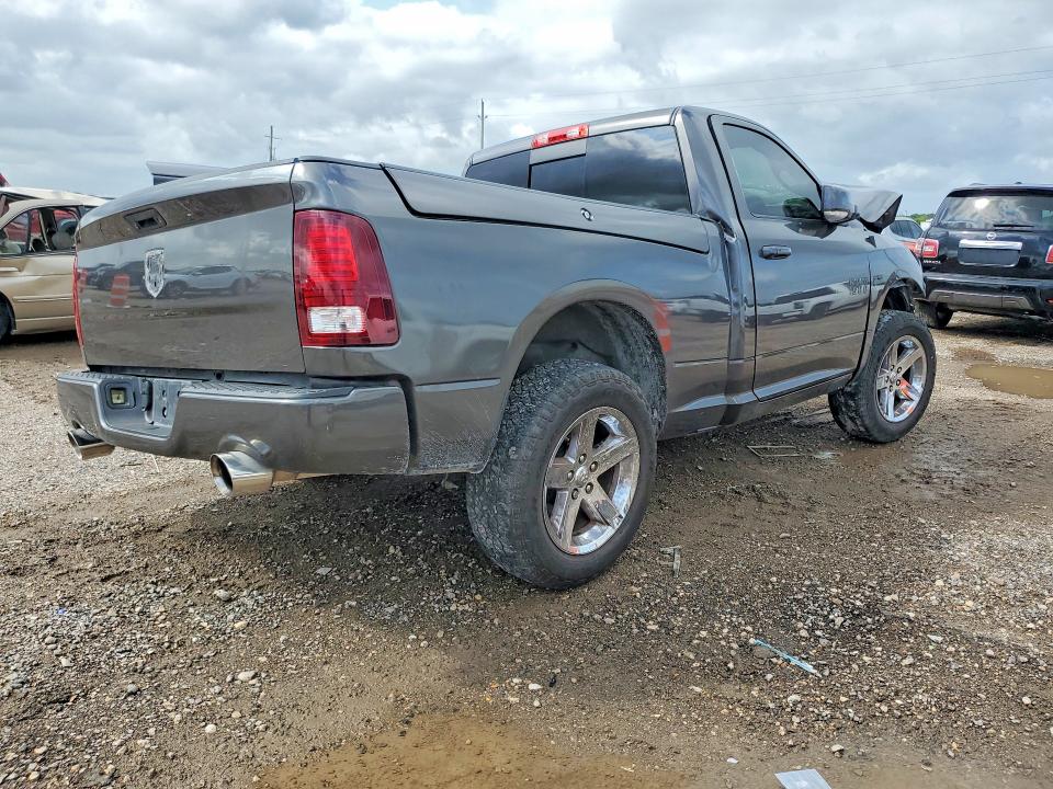 49139466 :رقم المزاد ، 3C6JR6CTXGG188249 vin ، 2016 Ram 1500 مزاد بيع
