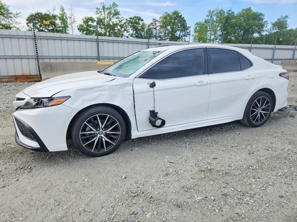 49342356 :رقم المزاد ، 4T1T11AK0PU734636 vin ، 2023 Toyota Camry مزاد بيع
