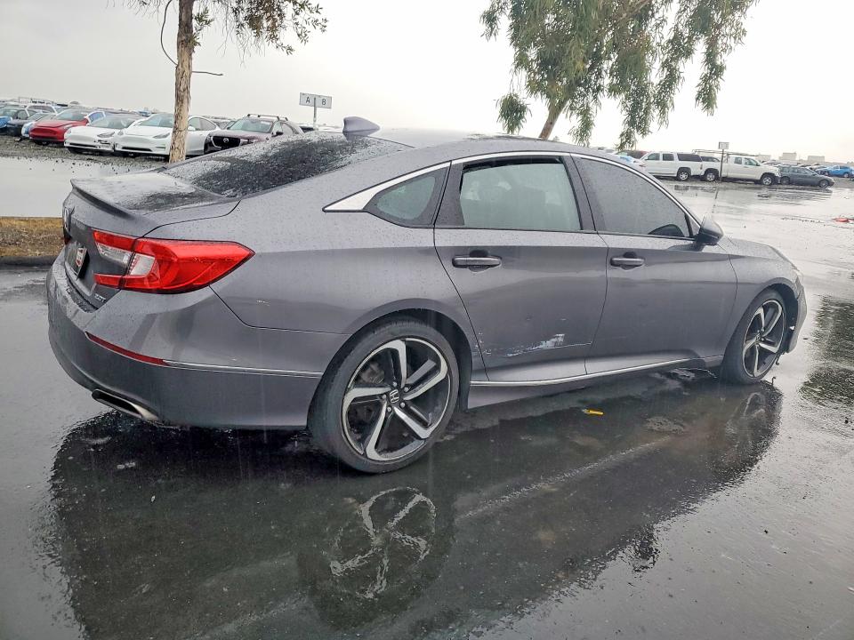 Продаж на аукціоні авто 2018 Honda Accord, vin: 1HGCV2F58JA010057, номер лоту: 49646126