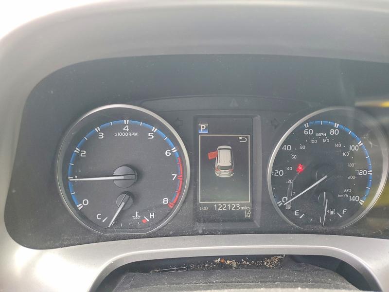 2018 Toyota Rav4 მანქანა იყიდება აუქციონზე, vin: JTMBFREV2JJ210336, აუქციონის ნომერი: 50264356