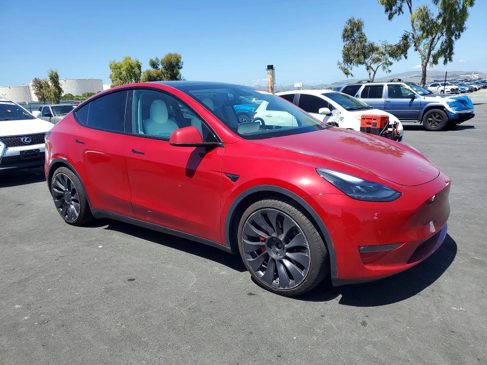 Продаж на аукціоні авто 2021 Tesla Model Y, vin: 5YJYGDEF9MF211675, номер лоту: 51315546
