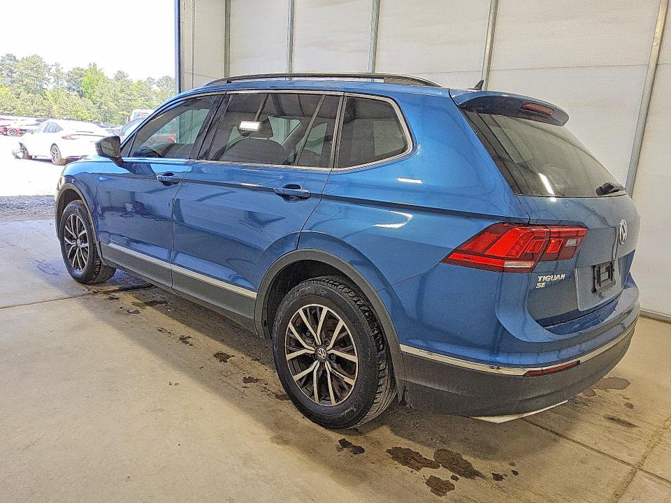 Продажа на аукционе авто 2020 Volkswagen Tiguan, vin: 3VV3B7AX2LM113964, номер лота: 79464895