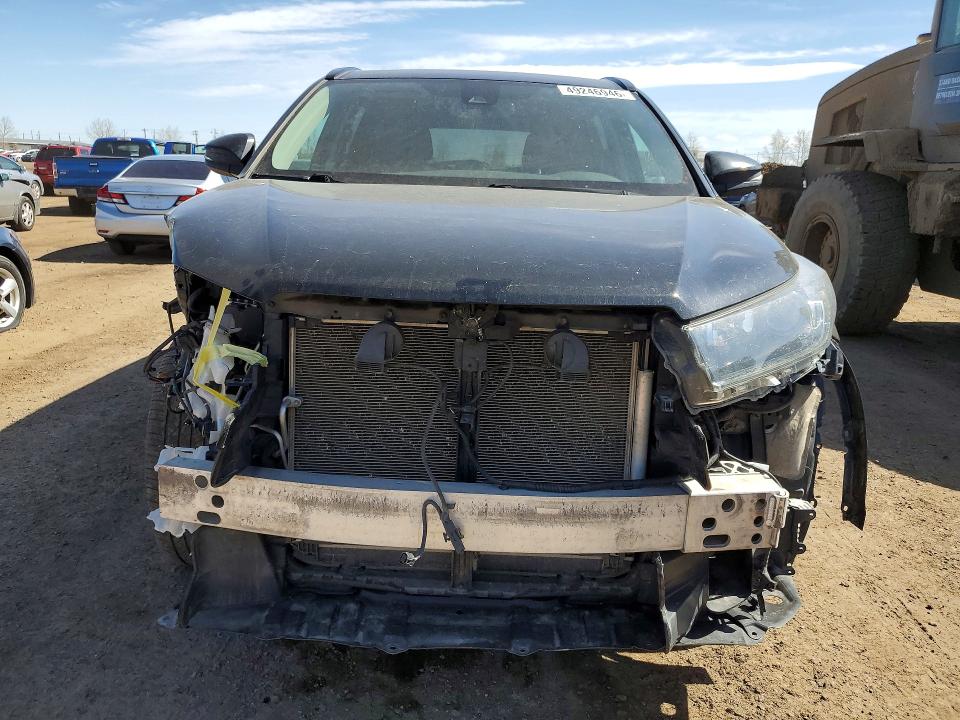 Продажа на аукционе авто 2019 Toyota Highlander, vin: 5TDJZRFH0KS574061, номер лота: 49246946