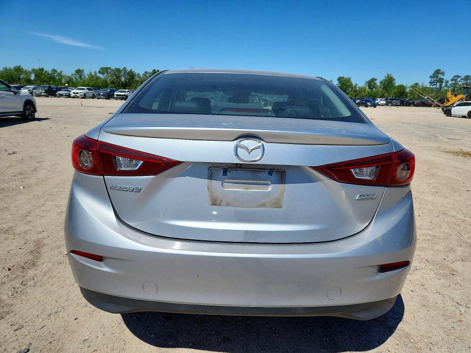 Aukcja sprzedaży 2018 Mazda 3, vin: 3MZBN1V30JM254645, numer aukcji: 48972296
