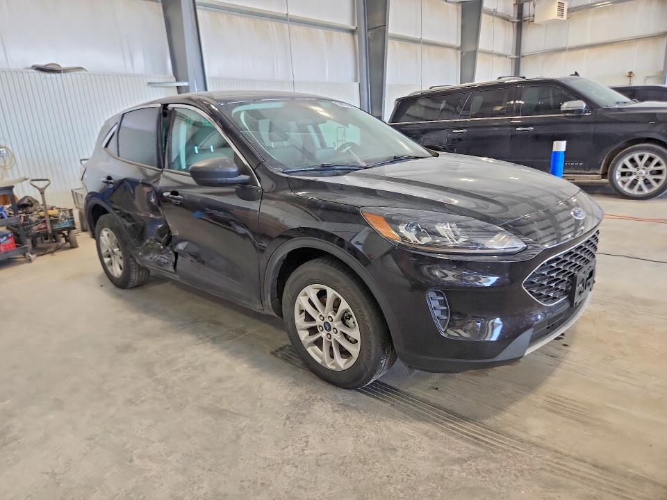 2022 Ford Escape მანქანა იყიდება აუქციონზე, vin: 1FMCU9BZ5NUA67139, აუქციონის ნომერი: 50821896