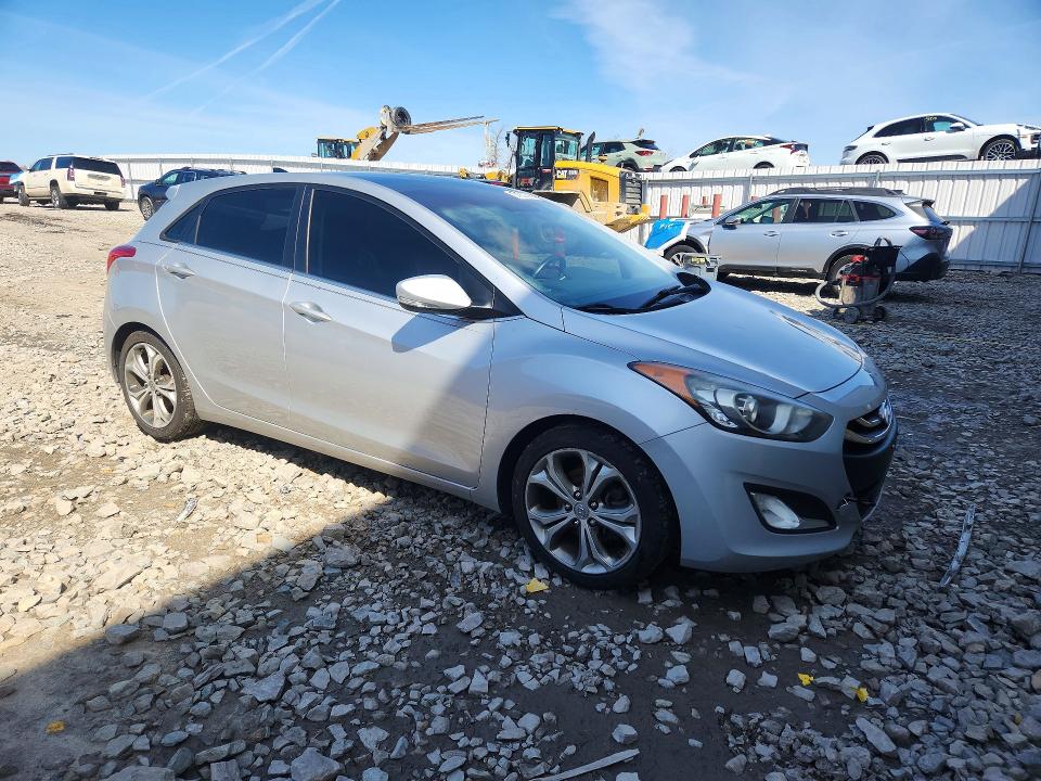2013 Hyundai Elantra Gt მანქანა იყიდება აუქციონზე, vin: KMHD35LE7DU019829, აუქციონის ნომერი: 50552146