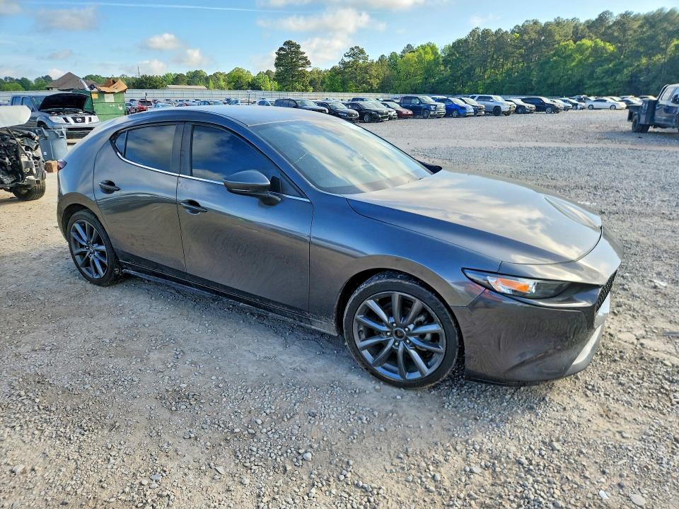 Продажа на аукционе авто 2019 Mazda 3, vin: JM1BPAJM9K1131498, номер лота: 49640706