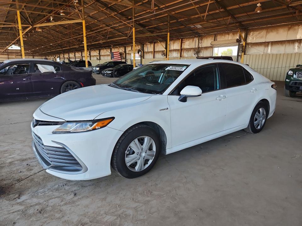 Auction sale of the 2021 Toyota Camry Hybrid, vin: 4T1C31AK5MU565820, lot number: 48352226