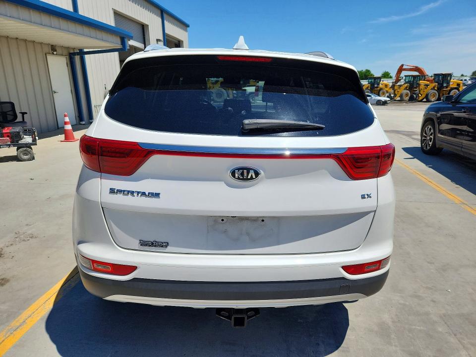 Продажа на аукционе авто 2018 Kia Sportage, vin: KNDPNCACXJ7409786, номер лота: 51842966
