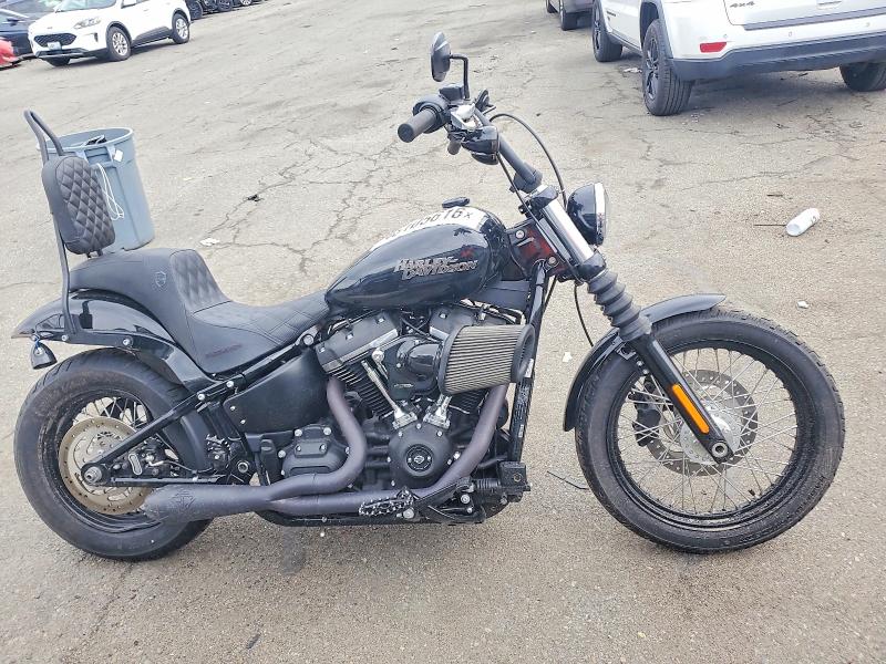 48105616 :رقم المزاد ، 1HD1YJJ15LB072247 vin ، 2020 Harley Davidson Fxbb مزاد بيع