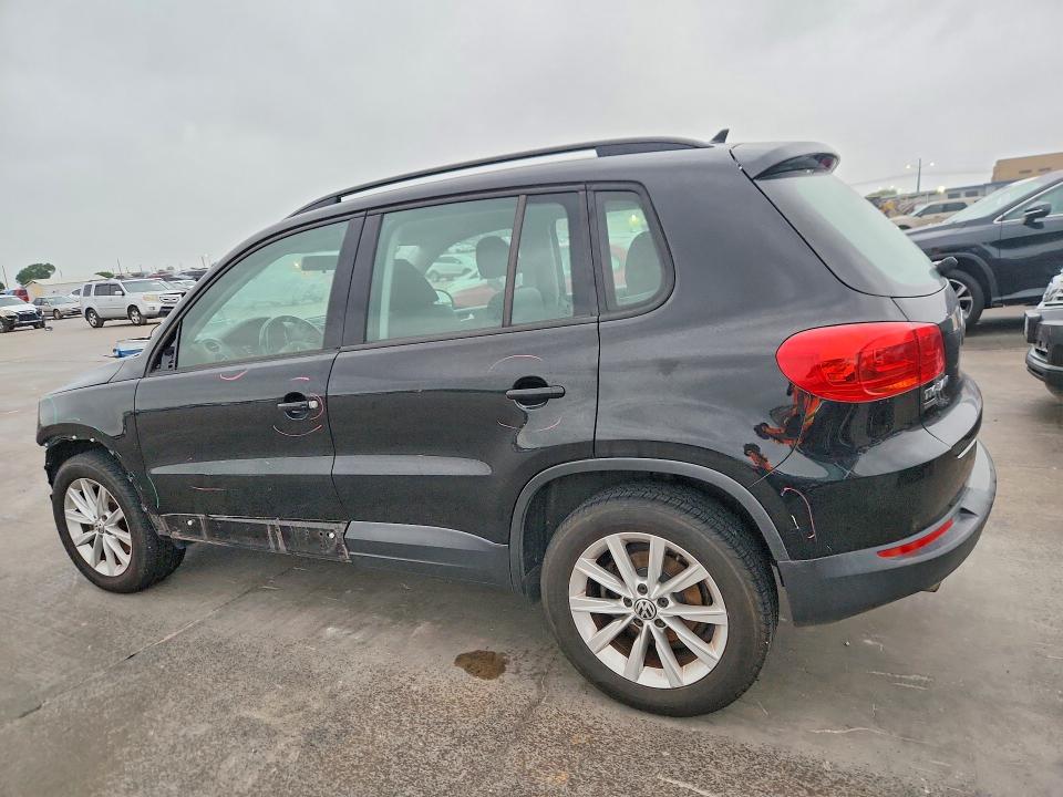 49915086 :رقم المزاد ، WVGAV7AX7HK042994 vin ، 2017 Volkswagen Tiguan مزاد بيع