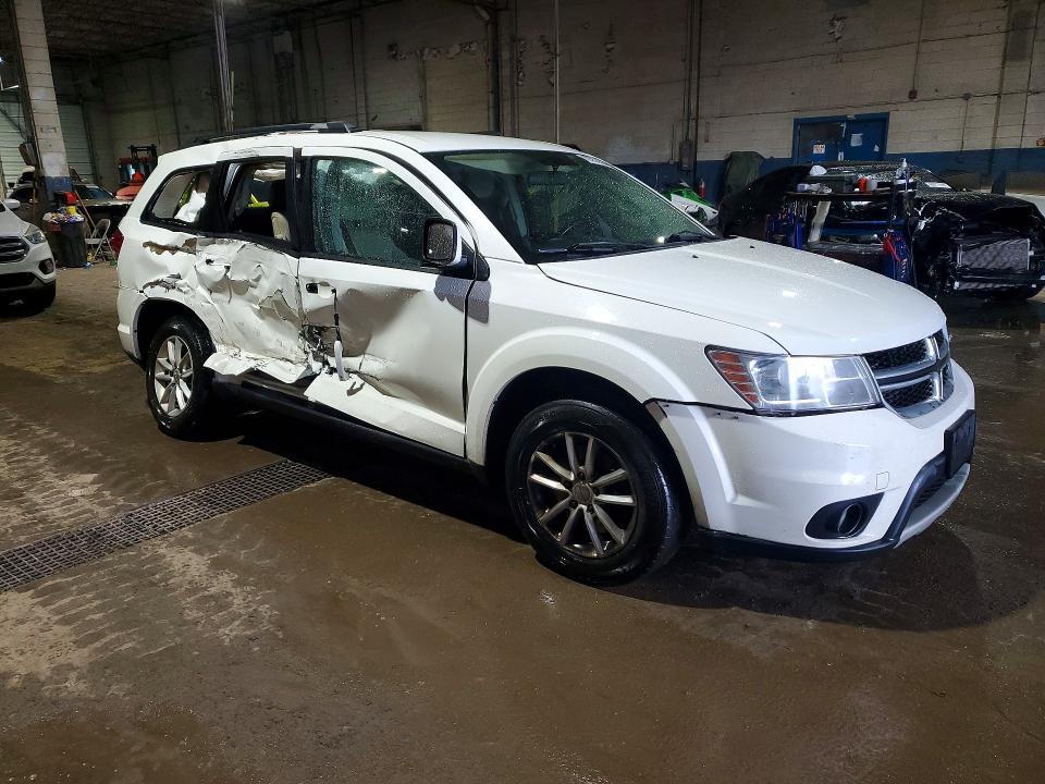 2015 Dodge Journey მანქანა იყიდება აუქციონზე, vin: 3C4PDCBG7FT524952, აუქციონის ნომერი: 49655906