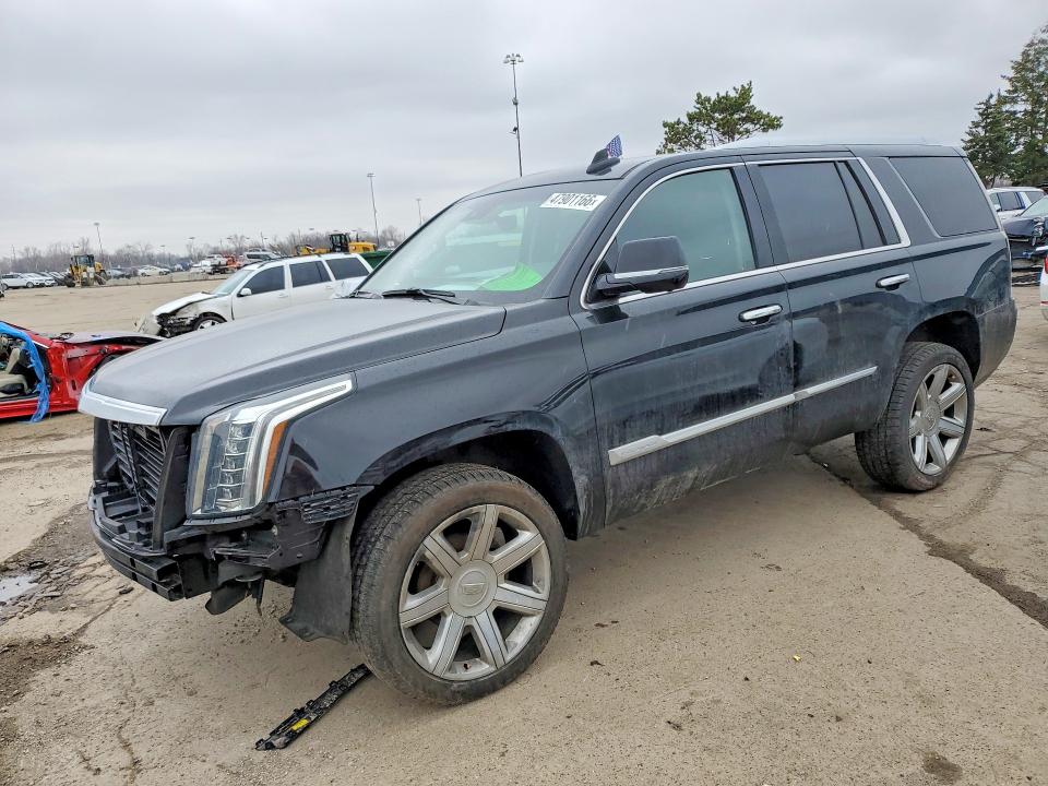 47901166 :رقم المزاد ، 1GYS4BKJ3JR164350 vin ، 2018 Cadillac Escalade مزاد بيع