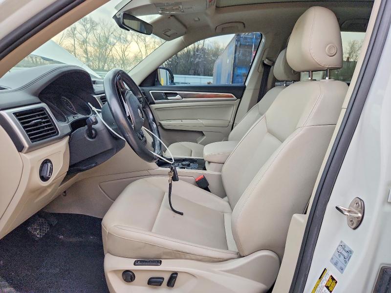 50229496 :رقم المزاد ، 1V2MR2CA3JC550170 vin ، 2018 Volkswagen Atlas مزاد بيع
