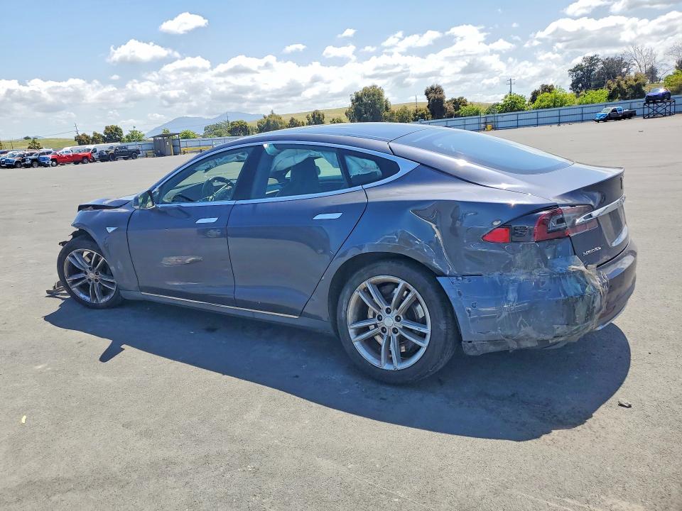 Продаж на аукціоні авто 2015 Tesla Model S, vin: 5YJSA1E11FF118811, номер лоту: 48548226
