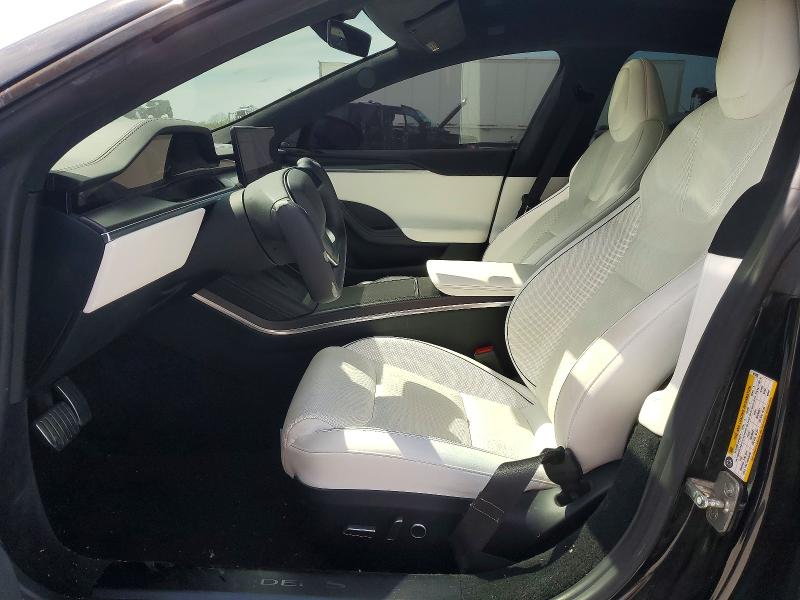 48462026 :رقم المزاد ، 5YJSA1E67MF451829 vin ، 2021 Tesla Model S مزاد بيع