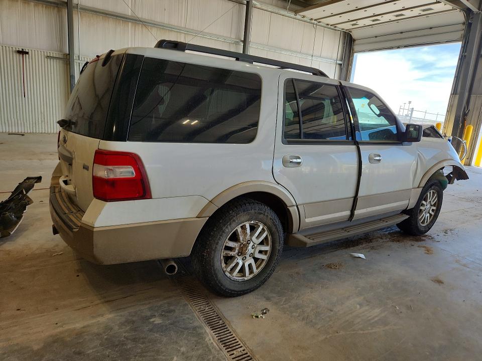 49474636 :رقم المزاد ، 1FMJU1J58DEF02882 vin ، 2013 Ford Expedition مزاد بيع