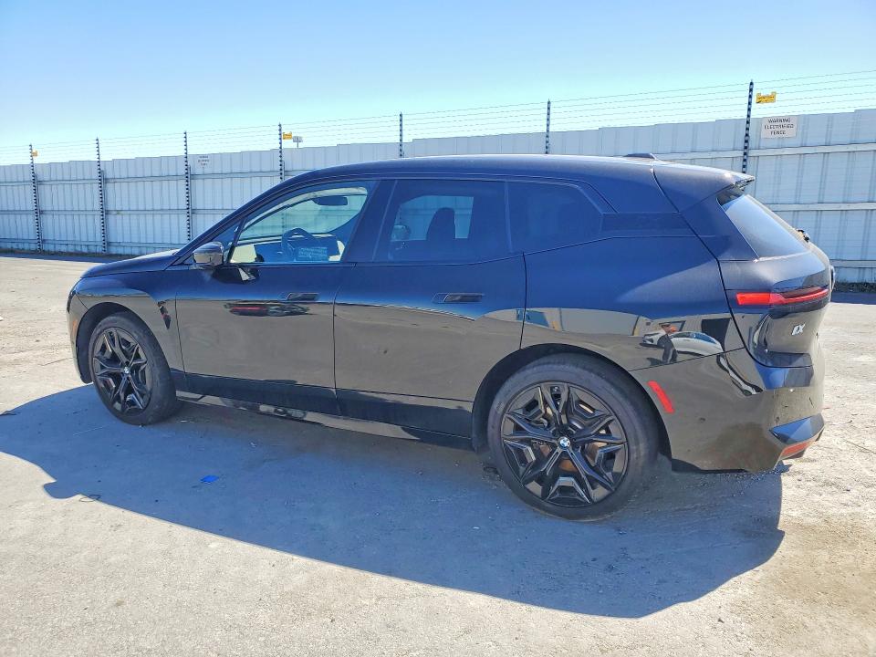48662916 :رقم المزاد ، WB543CF06TCV37620 vin ، 2026 Bmw Ix مزاد بيع