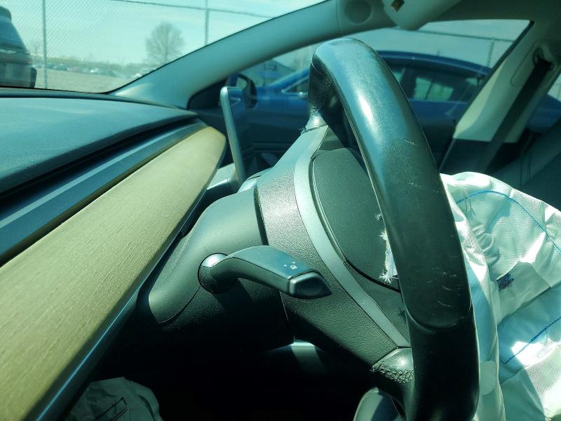 49290116 :رقم المزاد ، 5YJ3E1EB5JF072314 vin ، 2018 Tesla Model 3 مزاد بيع