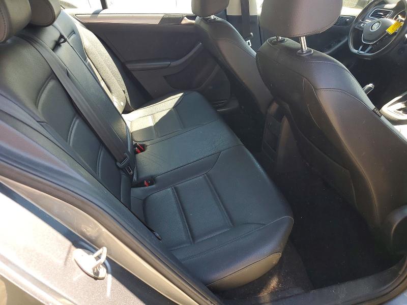 48176436 :رقم المزاد ، 3VWDB7AJ5HM230215 vin ، 2017 Volkswagen Jetta مزاد بيع