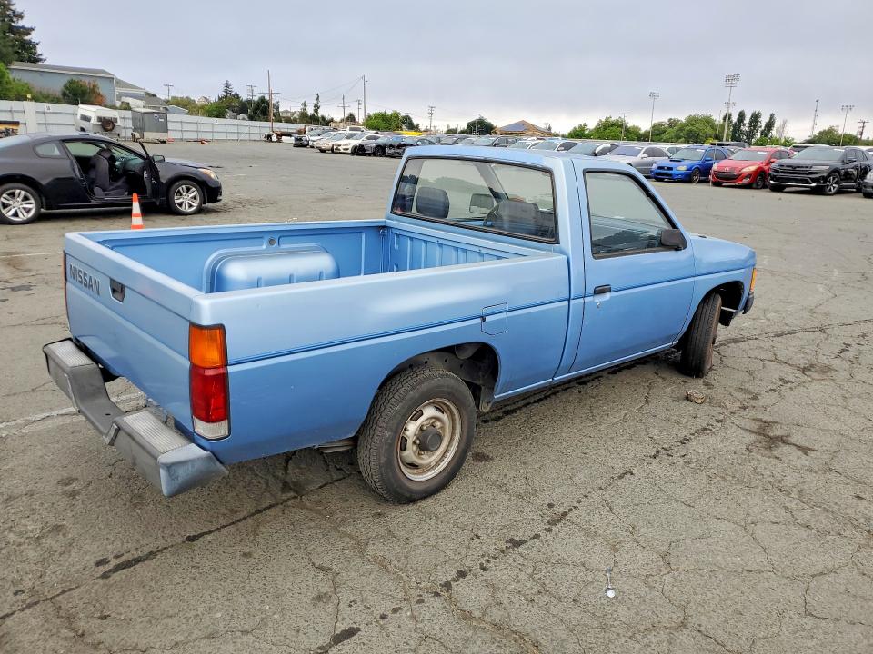 49138926 :رقم المزاد ، 1N6ND11S4JC325392 vin ، 1988 Nissan Truck مزاد بيع