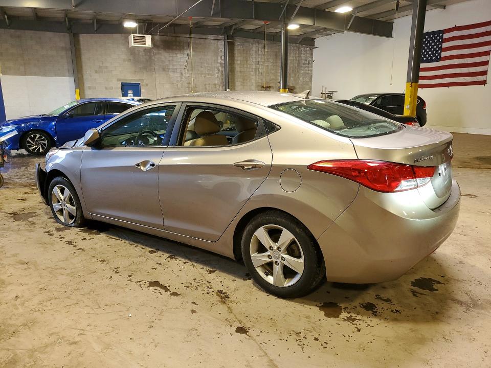 2011 Hyundai Elantra მანქანა იყიდება აუქციონზე, vin: 5NPDH4AE8BH040392, აუქციონის ნომერი: 48843286
