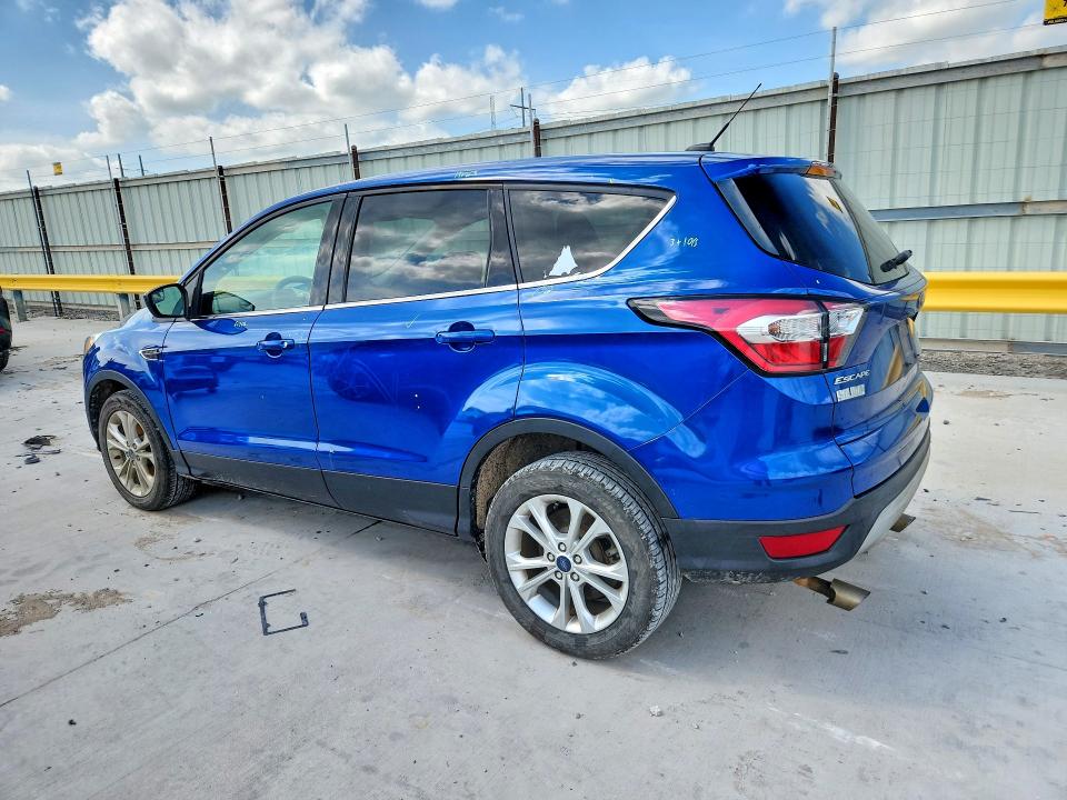 49654406 :رقم المزاد ، 1FMCU0GD8HUB66079 vin ، 2017 Ford Escape مزاد بيع